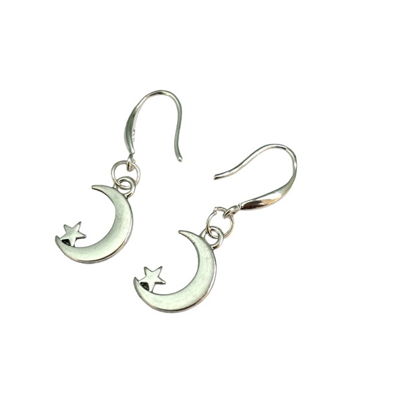 Grace 925 Sterling silver stamped plain half moon and star earrings - Picture 4 of 5
